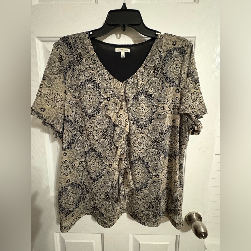 Croft & Borrow Women's Black and Tan Floral Blouse, Size 1X - Picture 1 of 4